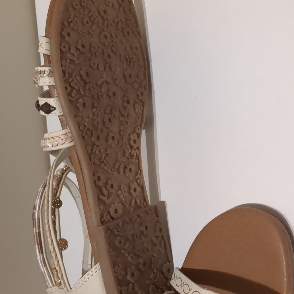 Women's Gladiator Sandals - Picture 3 of 4